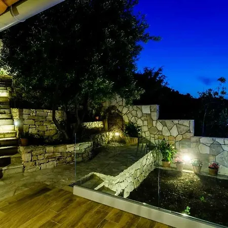 Lejlighed Adriatic-house & Seaview Pool Sobra