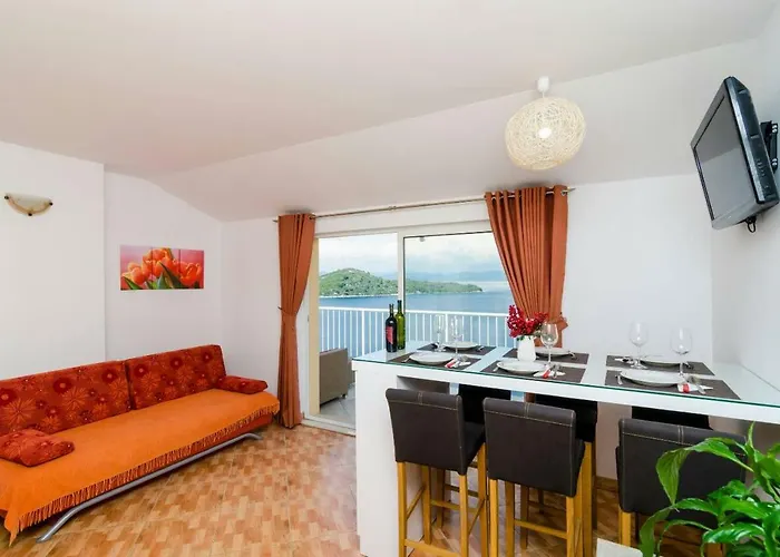 Adriatic-house & Seaview Pool *