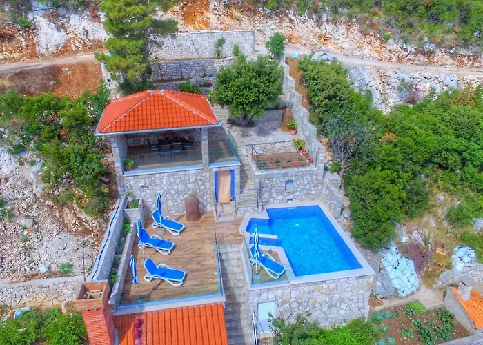 Adriatic-house & Seaview Pool Appartement