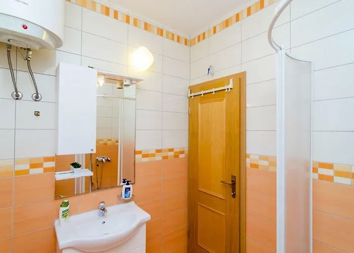 Adriatic-house & Seaview Pool Appartement Sobra